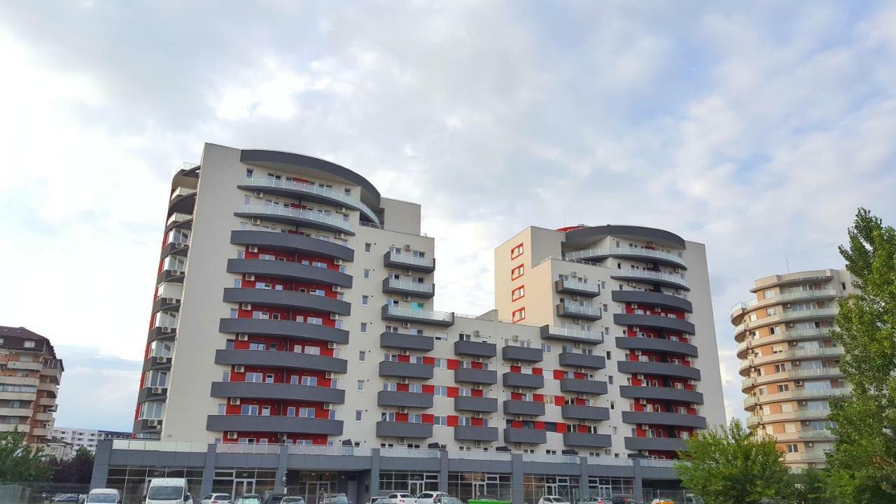 Elias Central Apartment - 2 Bedrooms & Free Parking Oradea Exterior photo